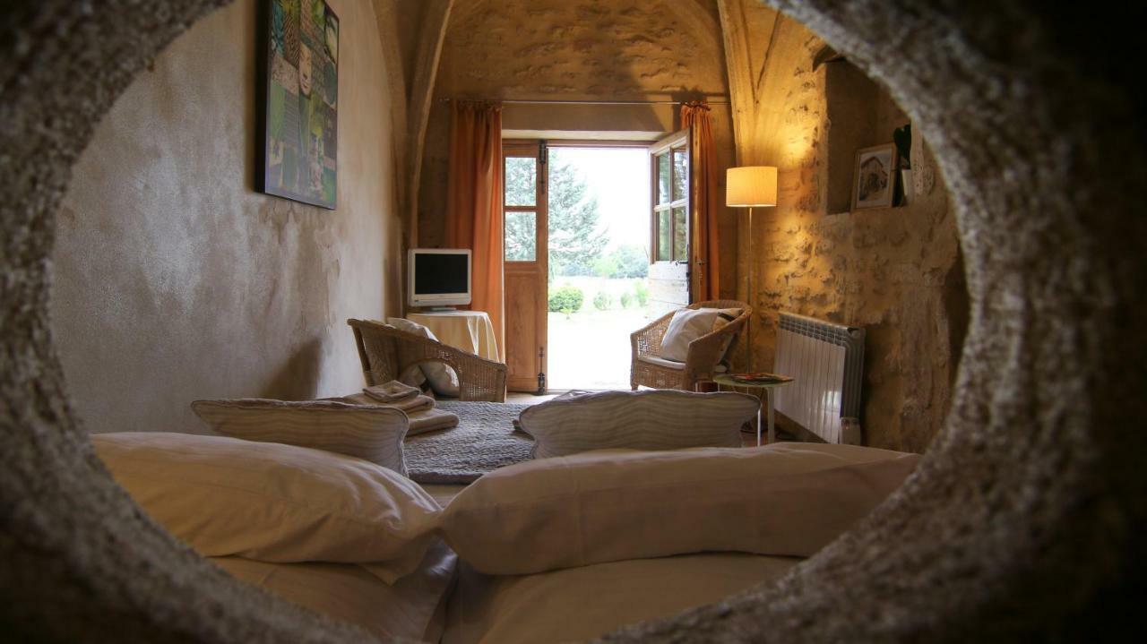 Mas De La Rivoire B&B Villevieille Exterior foto